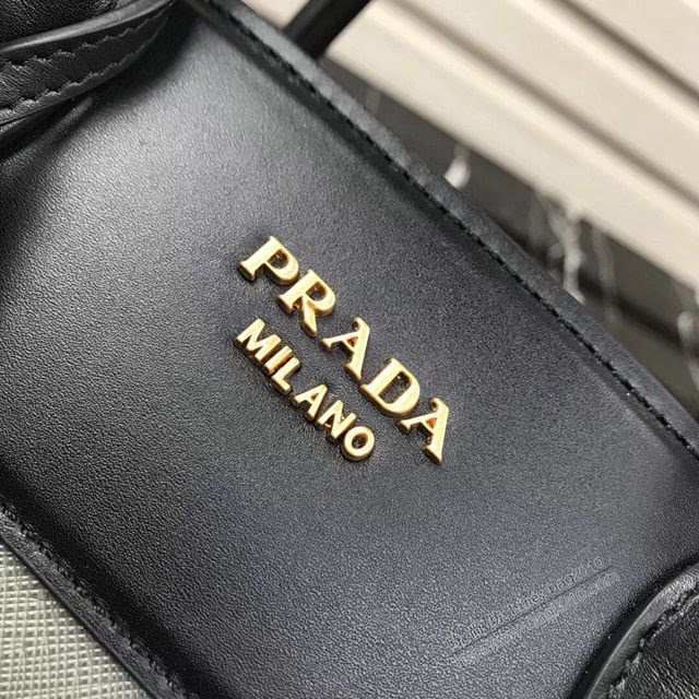 prada女包 普拉達專櫃爆款 1BA046 Prada小牛皮肩背女包 Prada手提包  pyd2330